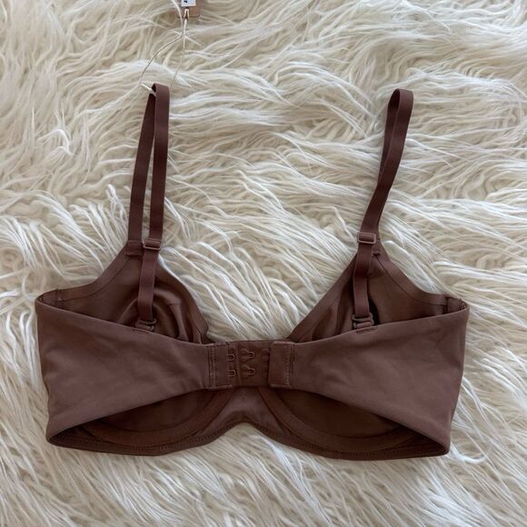 Skims Fits Everybody Unlined Demi Bra Jasper Size 32DD - Picture 6 of 8